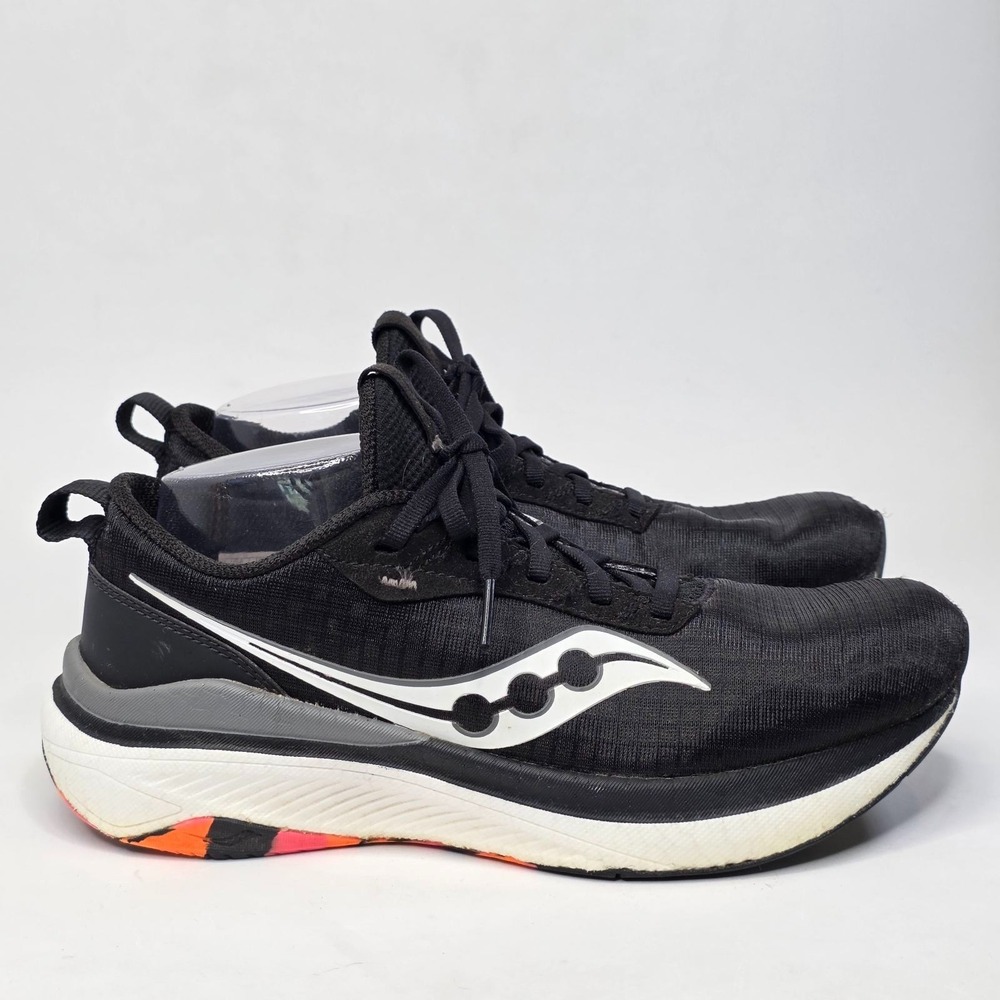 Saucony Freedom Crossport Training Sneakers Women's Size 8.5‎ Black White Shoes